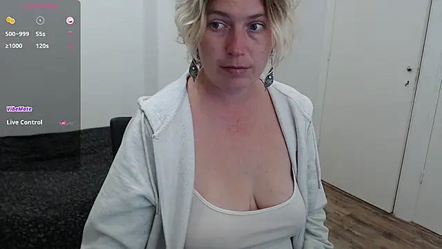 Snapshot of cumfun chatting on October 8, 2025, 1:20 pm cumfun online show from October 8, 2025, 1:20 pm