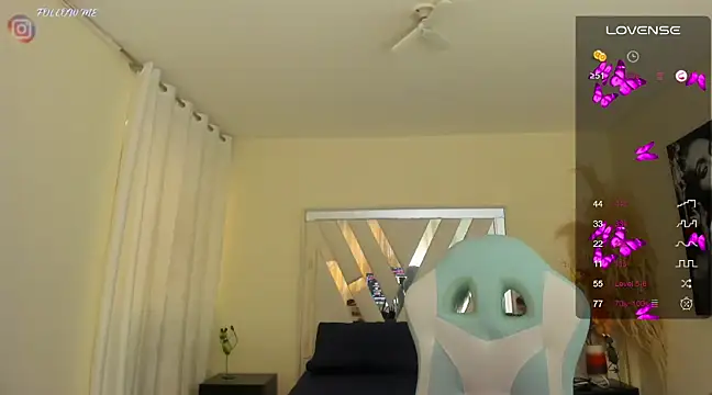 Karla Rodriguezx online show from February 21, 2025, 3:32 pm