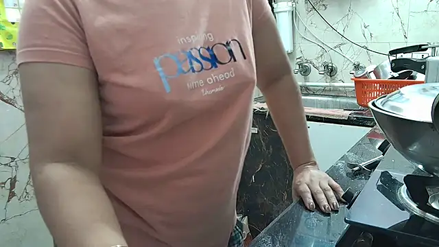 bhabhisexxy 880 online show from December 20, 2025, 2:40 am