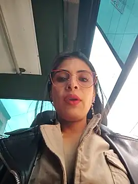Snapshot of Astrid-- chatting on June 1, 2026, 3:14 pm Astrid-- online show from June 1, 2026, 3:14 pm