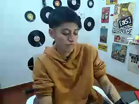 9 Fernanda 9 online show from March 4, 2025, 12:18 am