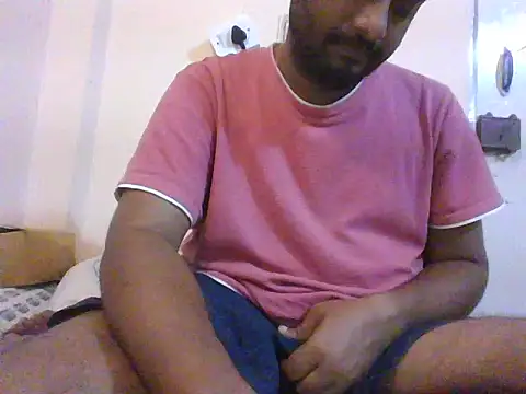 Snapshot of Nunnu_0 chatting on October 24, 2025, 8:33 am Nunnu 0 online show from October 24, 2025, 8:33 am