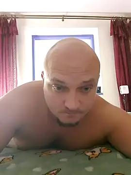 Pandasky online show from November 18, 2025, 11:03 am