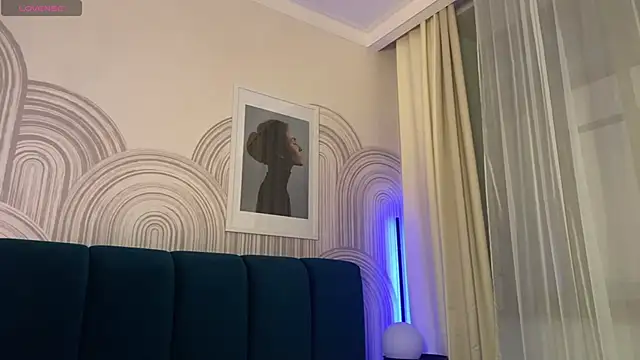 viviann evans online show from March 30, 2026, 12:55 am