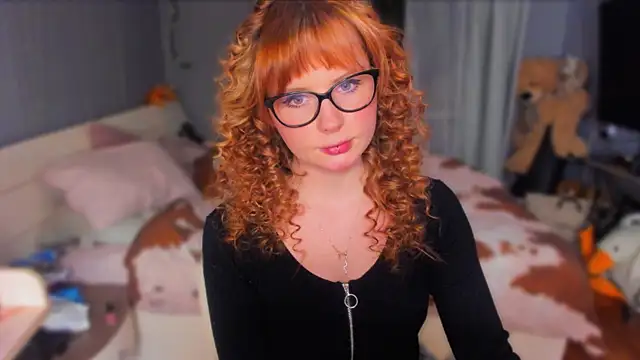 KlementinaBbG online show from November 23, 2025, 8:19 pm