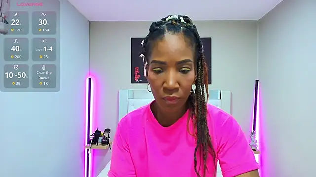 Snapshot of kimmturner chatting on November 26, 2025, 12:39 pm kimmturner online show from November 26, 2025, 12:39 pm