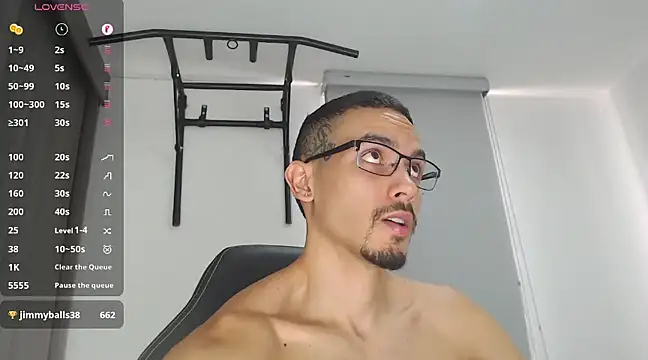 Snapshot of russthiago chatting on January 15, 2025, 3:50 pm russthiago online show from January 15, 2025, 3:50 pm