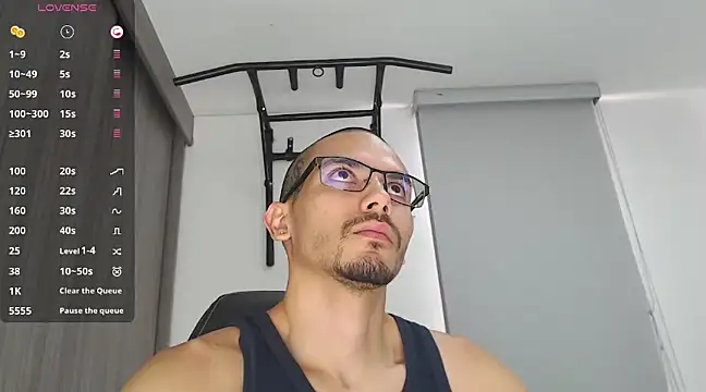 Snapshot of russthiago chatting on February 12, 2025, 3:49 pm russthiago online show from February 12, 2025, 3:49 pm