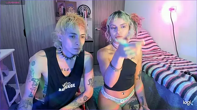 badeyes crazygoat online show from April 8, 2026, 11:27 pm