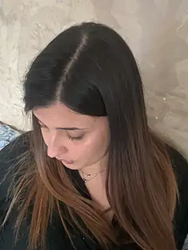 Novababy18 online show from December 12, 2024, 12:44 pm