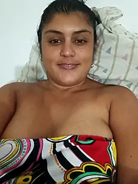 Snapshot of AlyDenalioficial chatting on February 21, 2025, 6:04 pm AlyDenalioficial online show from February 21, 2025, 6:04 pm