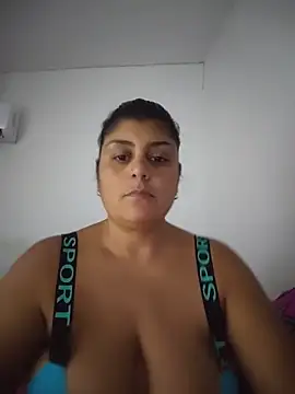 Snapshot of AlyDenalioficial chatting on May 21, 2026, 3:30 pm AlyDenalioficial online show from May 21, 2026, 3:30 pm