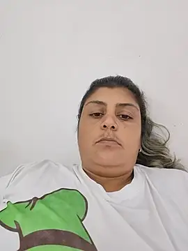Snapshot of AlyDenalioficial chatting on May 28, 2026, 5:21 pm AlyDenalioficial online show from May 28, 2026, 5:21 pm