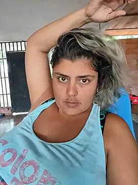 Snapshot of AlyDenalioficial chatting on June 4, 2026, 2:45 pm AlyDenalioficial online show from June 4, 2026, 2:45 pm