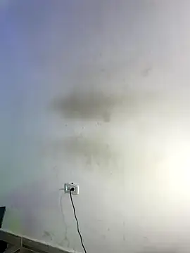 young liza online show from October 10, 2025, 6:40 pm