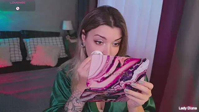 LancasterLady online show from November 23, 2025, 12:38 pm