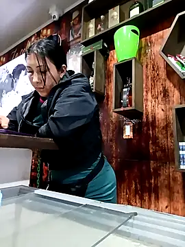 my-kitty online show from February 6, 2025, 1:05 am