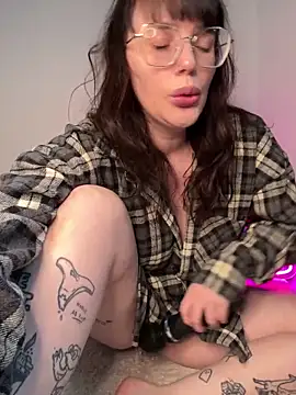 Snapshot of Mona-Peaches chatting on March 2, 2026, 3:41 pm Mona-Peaches online show from March 2, 2026, 3:41 pm