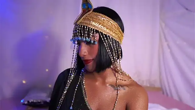 Snapshot of JulietaWinona chatting on October 31, 2025, 11:06 pm JulietaWinona online show from October 31, 2025, 11:06 pm