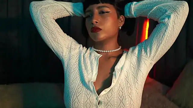 JulietaWinona online show from March 10, 2026, 9:31 pm