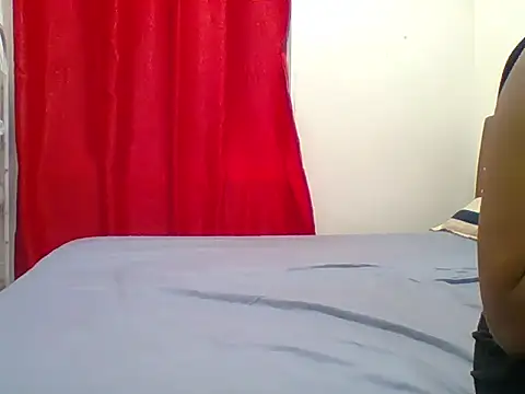 sexy  candyy online show from April 18, 2026, 4:00 pm