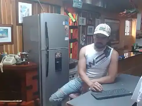 Dr Pocholate84 online show from February 1, 2025, 8:37 pm