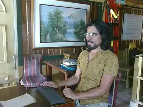 Snapshot of Dr_Pocholate84 chatting on May 18, 2026, 8:14 pm Dr Pocholate84 online show from May 18, 2026, 8:14 pm
