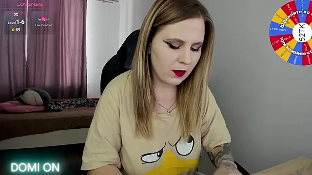 Olivia Munk online show from February 6, 2025, 10:26 am