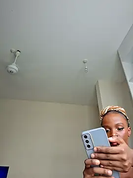 Kamdollie online show from February 25, 2026, 6:56 am