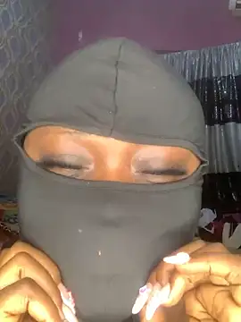 sweet1111 online show from December 24, 2024, 10:49 pm