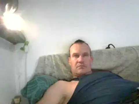 Snapshot of dlvis12 chatting on November 17, 2025, 6:46 pm dlvis12 online show from November 17, 2025, 6:46 pm