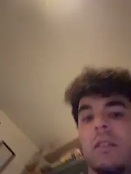 giovanni5281 online show from February 2, 2026, 3:22 pm