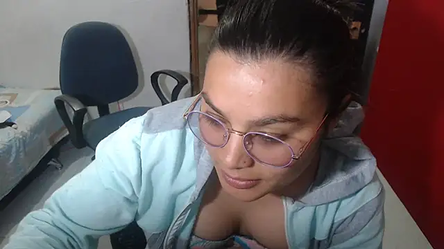 luxury sex 17 online show from February 22, 2025, 12:27 am