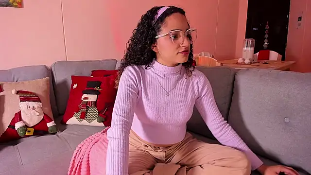 DAHLIA BROWNIE online show from December 14, 2025, 1:44 am