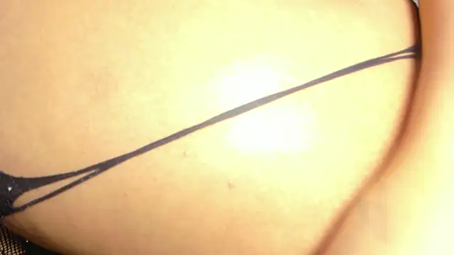 jones maddy  online show from February 25, 2025, 6:09 pm