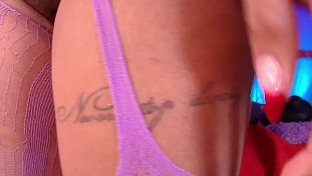 jones maddy  online show from February 27, 2026, 11:54 am