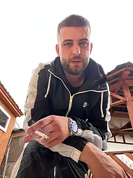 ElChapoGuzman95 online show from March 11, 2025, 11:33 am