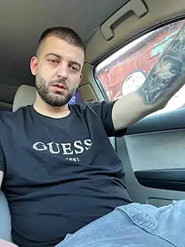 ElChapoGuzman95 online show from March 18, 2025, 7:41 am