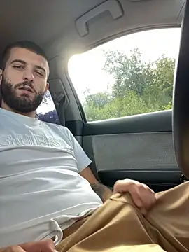 ElChapoGuzman95 online show from September 15, 2025, 7:52 am