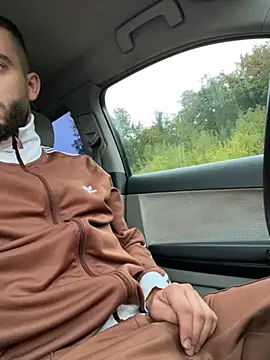 ElChapoGuzman95 online show from September 30, 2025, 4:39 am