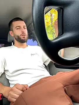 ElChapoGuzman95 online show from October 12, 2025, 6:34 am