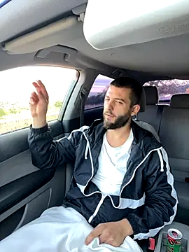 ElChapoGuzman95 online show from October 14, 2025, 5:30 am