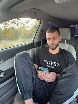 ElChapoGuzman95 online show from October 29, 2025, 5:42 am