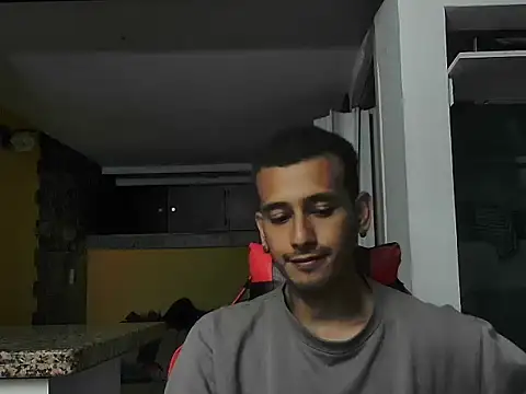 Snapshot of talktome4 chatting on May 11, 2026, 12:16 am talktome4 online show from May 11, 2026, 12:16 am