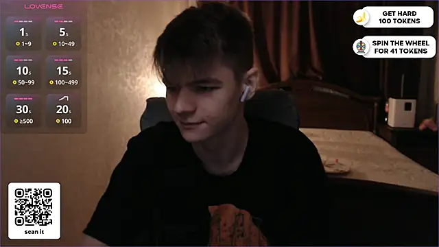 dantebigboi300 online show from February 10, 2025, 6:13 pm