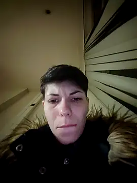 KylieLipa online show from February 4, 2025, 7:22 pm