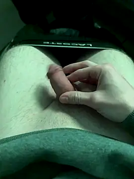 KaterSeinVater1 online show from October 26, 2025, 6:47 pm