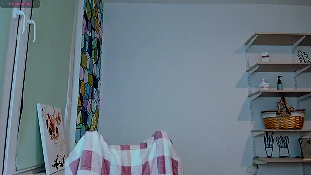 Peggy Beauty online show from November 7, 2025, 2:55 am