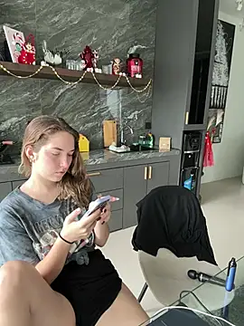 Nura n Sarah online show from January 12, 2025, 5:13 am