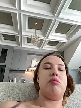 Nura n Sarah online show from March 17, 2026, 5:11 am